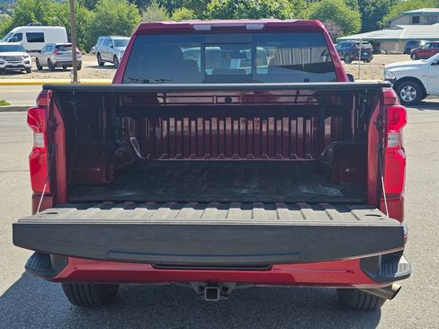 Used 2021 Chevrolet Silverado 1500 RST w/ Convenience Package II AWD/4WD image 5