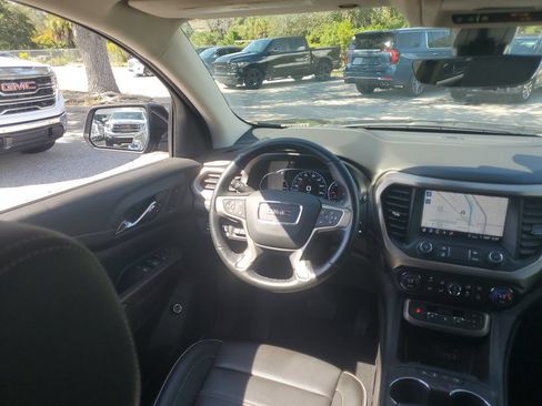 Used 2023 GMC Acadia Denali w/ Denali Ultimate Package AWD/4WD image 19