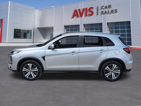 Used 2025 Mitsubishi Outlander Sport SE AWD/4WD image 10