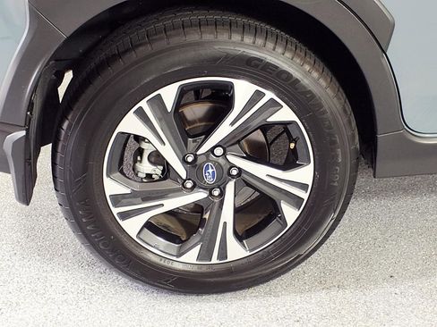 Used 2024 Subaru Crosstrek 2.0i Premium AWD/4WD image 5