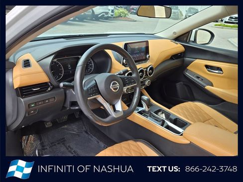 Used 2023 Nissan Sentra SV w/ SV Premium Package FWD image 4