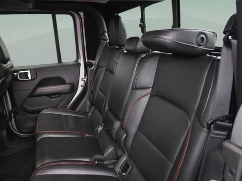Used 2020 Jeep Gladiator Rubicon AWD/4WD image 33