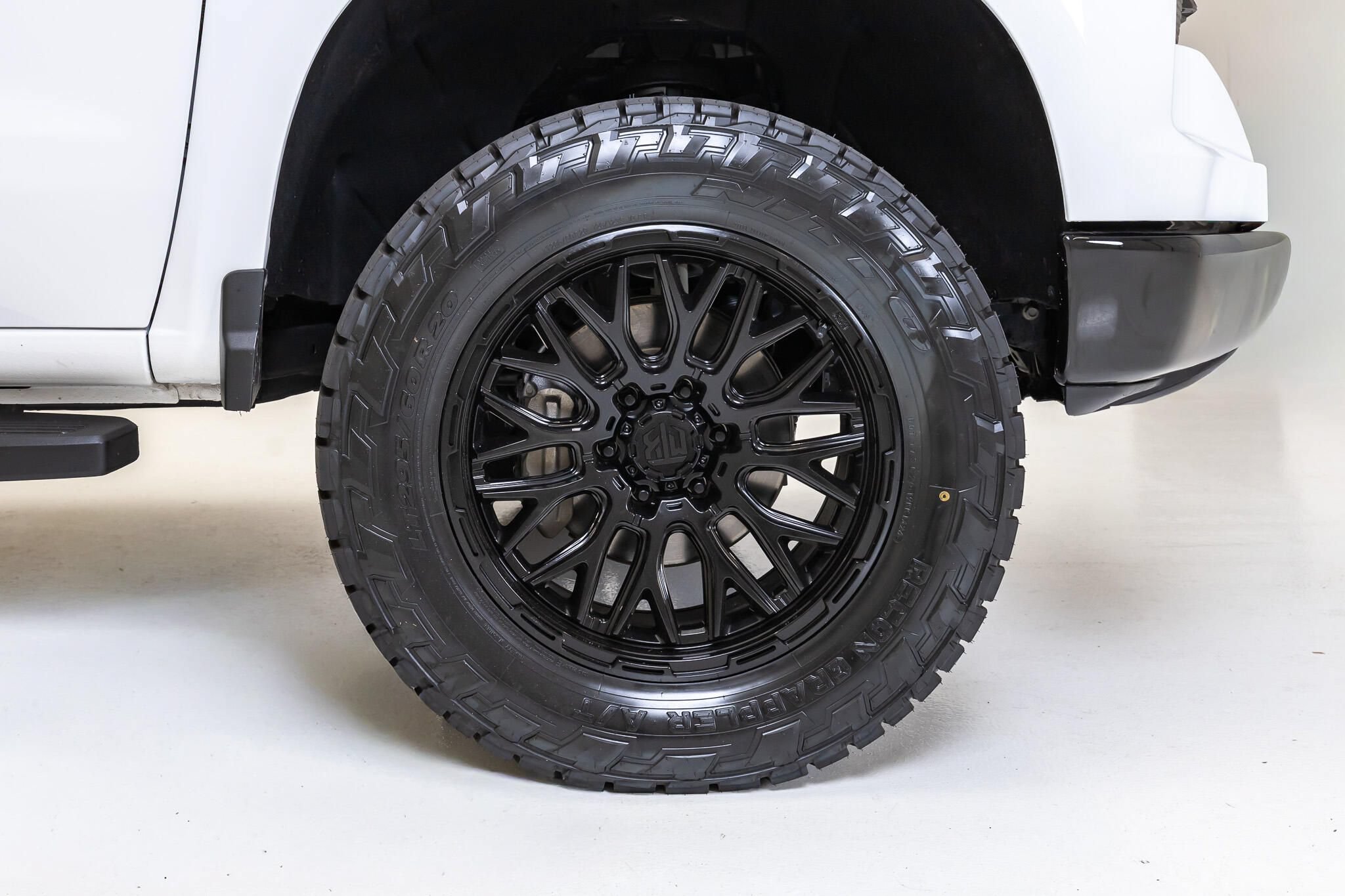 Used 2024 Chevrolet Silverado 1500 LT Trail Boss w/ Protection Package AWD/4WD image 12