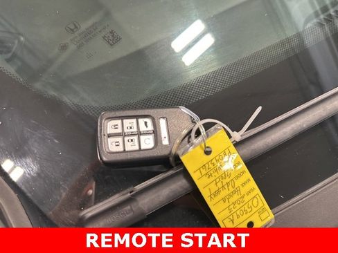 Used 2023 Honda Odyssey Sport image 45