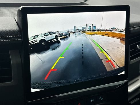 Certified 2024 Ford Expedition XLT image 21