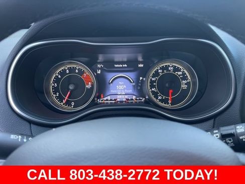 Used 2021 Jeep Cherokee Limited w/ Trailer Tow Group AWD/4WD image 22