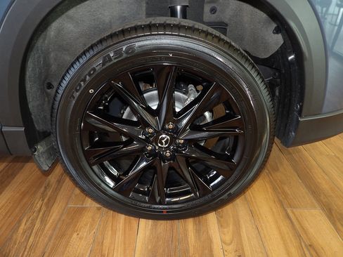 Certified 2025 MAZDA CX-5 Carbon Edition AWD/4WD image 9