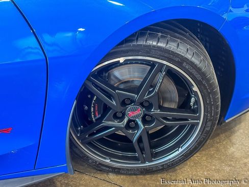 Used 2024 Chevrolet Corvette Stingray Premium Cpe w/ Z51 Performance Package image 13