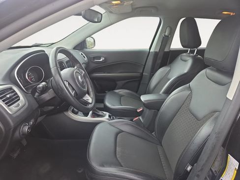 Used 2021 Jeep Compass Latitude AWD/4WD image 9