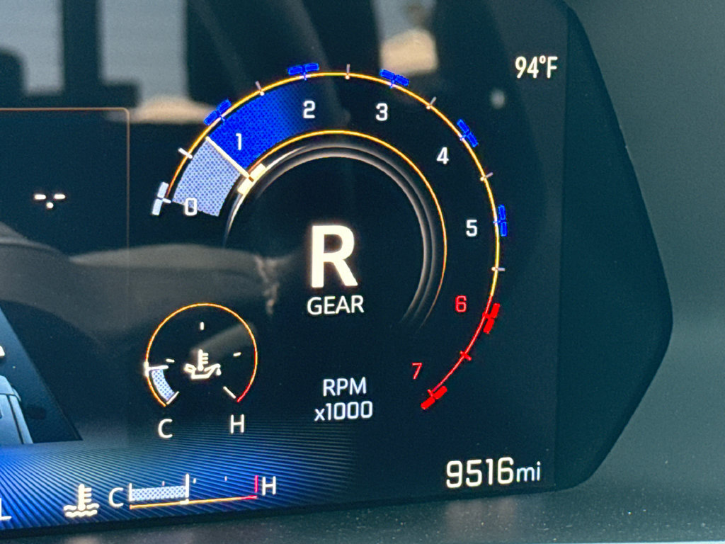 Used 2025 Chevrolet Colorado LT RWD image 30