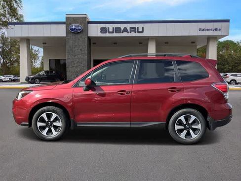 Used 2018 Subaru Forester 2.5i Premium AWD/4WD image 3