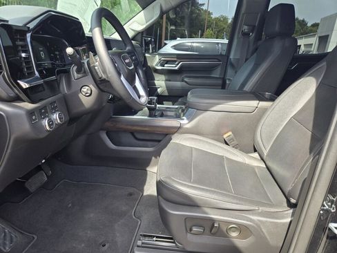 Used 2023 GMC Sierra 1500 SLT w/ SLT Premium Plus Package AWD/4WD image 21