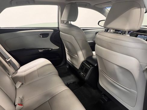 Used 2013 Toyota Avalon Limited image 14