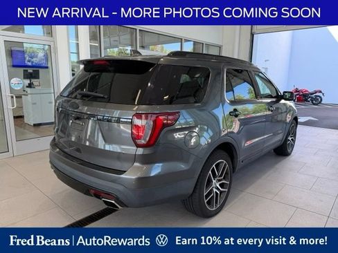 Used 2016 Ford Explorer Sport w/ Equipment Group 401A AWD/4WD image 4