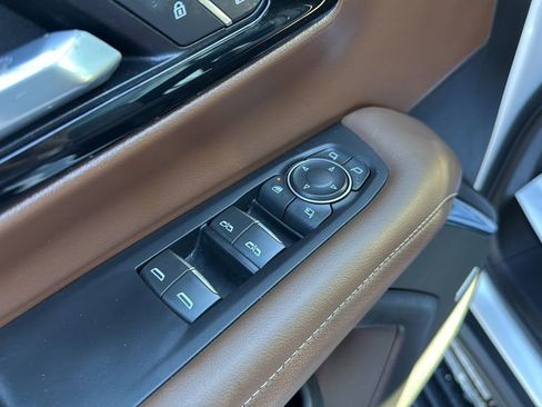 Used 2025 Chevrolet Tahoe High Country image 29