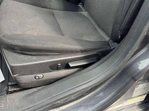 Used 2011 Chevrolet Malibu LT image 19