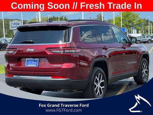 Used 2025 Jeep Grand Cherokee L Limited w/ Luxury Tech Group II AWD/4WD image 9