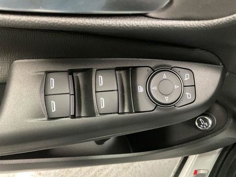 New 2026 Buick Envista Avenir FWD image 11