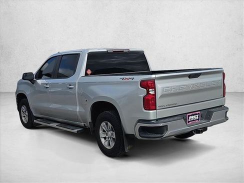 Used 2021 Chevrolet Silverado 1500 LT w/ Bed Protection Package image 3