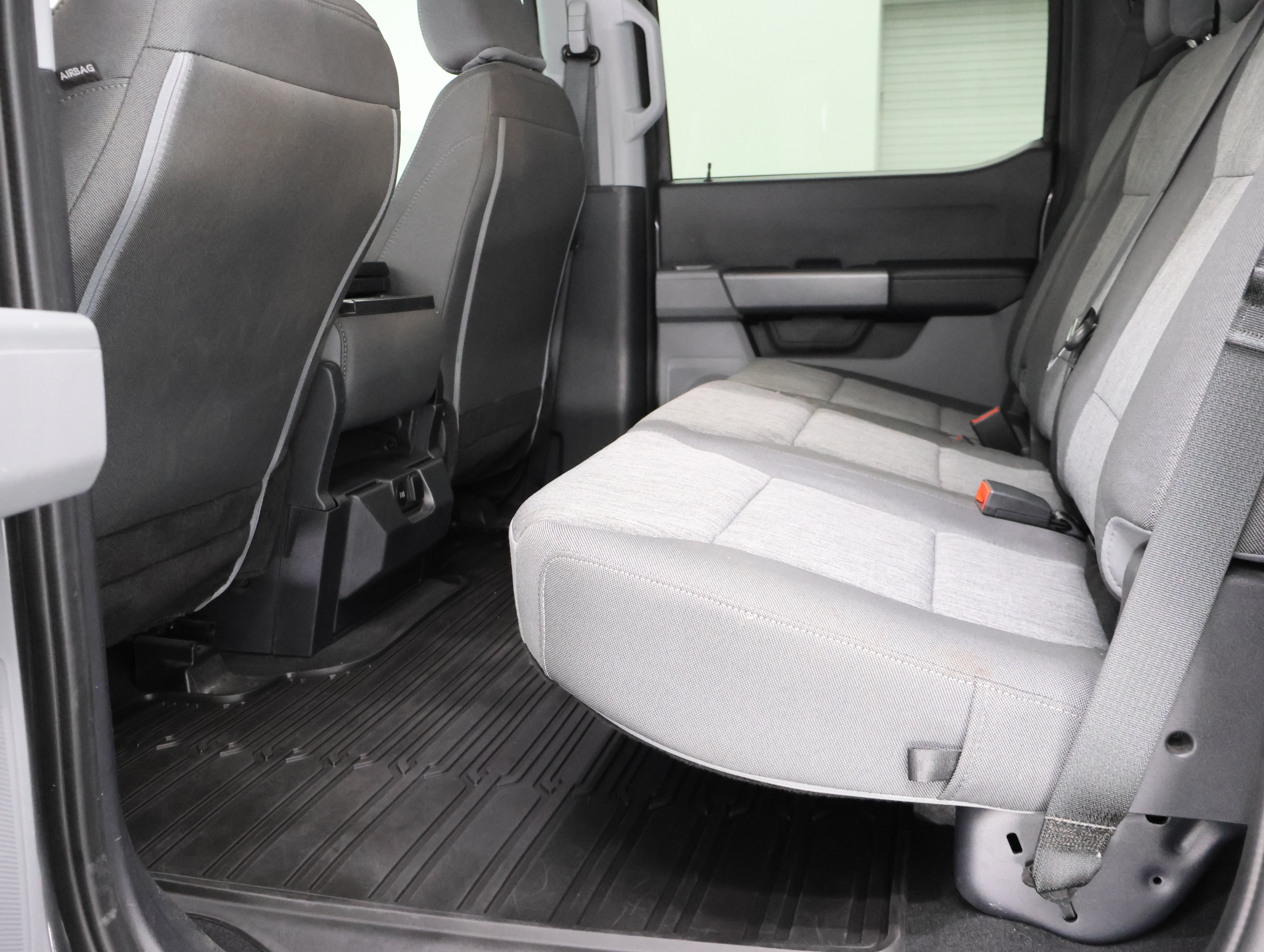 Used 2024 Ford F250 XL w/ STX Appearance Package AWD/4WD image 9