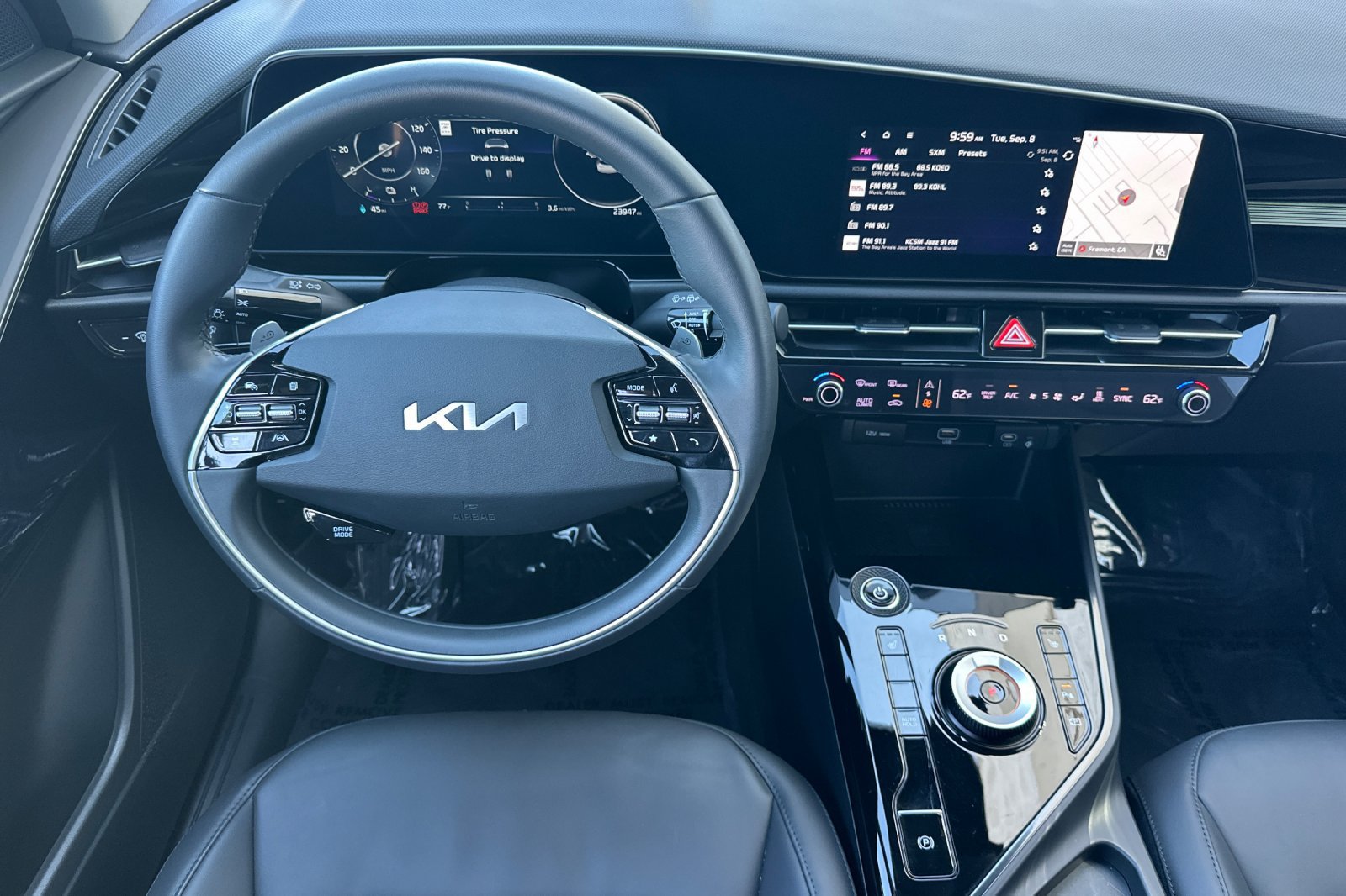 Used 2023 Kia Niro Wind FWD image 16