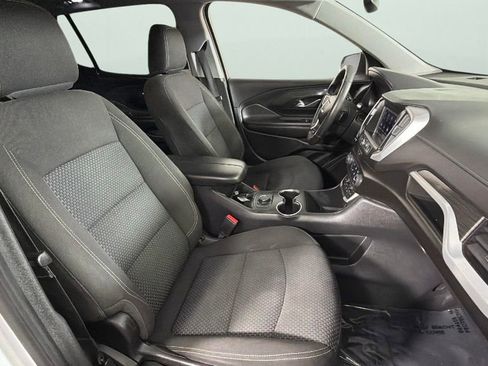 Used 2023 GMC Terrain SLE w/ Elevation Edition FWD image 32