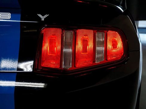 Used 2012 Ford Mustang Shelby GT500 w/ Electronics Pkg image 75