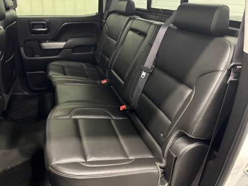 Used 2015 Chevrolet Silverado 1500 LTZ Z71 w/ LTZ Plus Package AWD/4WD image 8