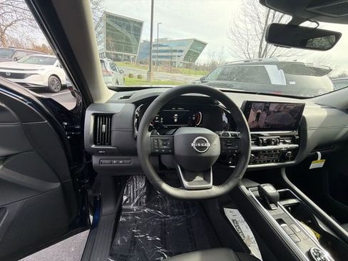 New 2026 Nissan Pathfinder SL AWD/4WD image 14