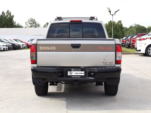 Used 2000 Nissan Frontier XE RWD image 6