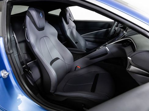 Used 2024 Ferrari Roma image 37