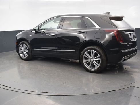 Certified 2024 Cadillac XT5 Premium Luxury w/ Technology Package AWD/4WD image 3