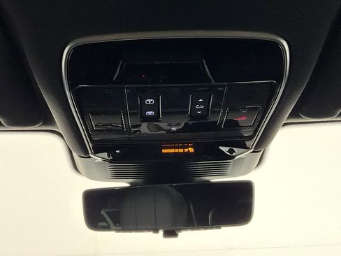 Certified 2024 Land Rover Range Rover Sport SE image 13