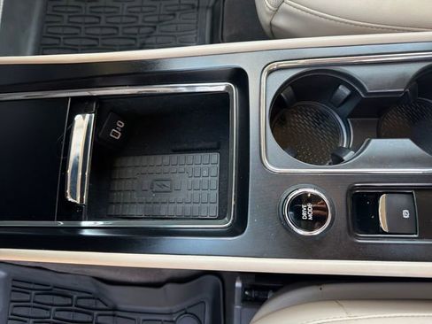 Certified 2024 Lincoln Corsair AWD w/ Equipment Group 101A image 30