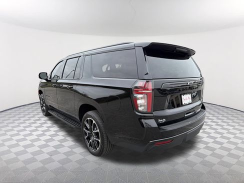 Used 2024 Chevrolet Suburban RST w/ Luxury Package image 8
