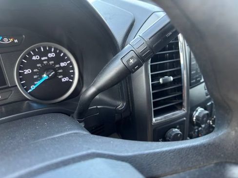 Used 2018 Ford F250 XLT w/ Camper Package AWD/4WD image 29