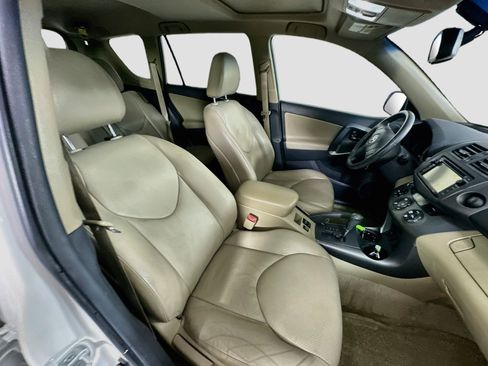 Used 2012 Toyota RAV4 Limited w/ Navigation Value Pkg AWD/4WD image 30
