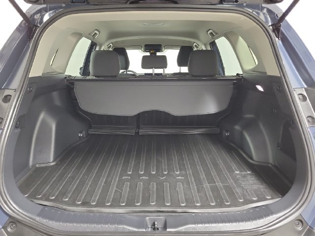 Used 2026 Toyota RAV4 LE AWD/4WD image 10