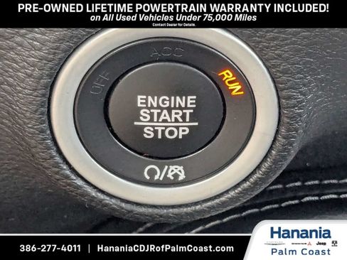 Used 2022 Dodge Challenger SXT RWD image 28