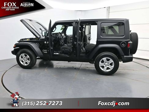 Used 2020 Jeep Wrangler Unlimited Sport S AWD/4WD image 37
