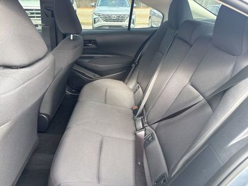 Used 2023 Toyota Corolla LE image 9