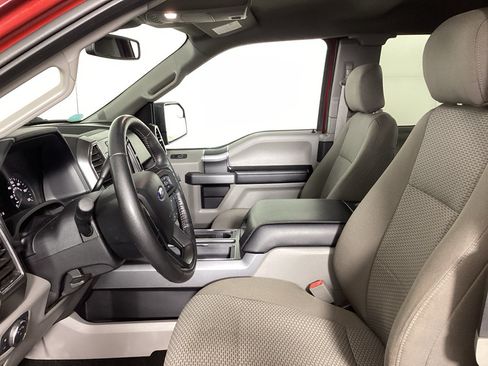Used 2019 Ford F150 XLT w/ Equipment Group 302A Luxury AWD/4WD image 18