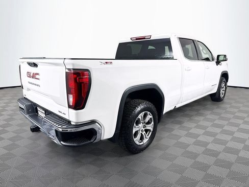 Used 2023 GMC Sierra 1500 SLE w/ X31 Off-Road Package AWD/4WD image 7