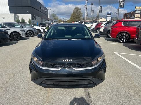 Certified 2023 Kia Forte LXS w/ LXS Technology Package image 2