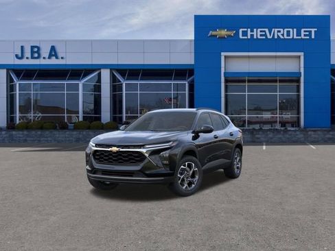 New 2026 Chevrolet Trax LT w/ LT Convenience Package FWD image 8