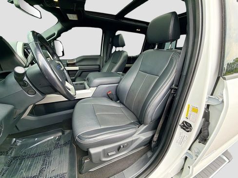 Used 2022 Ford F250 Lariat w/ Lariat Ultimate Package AWD/4WD image 23