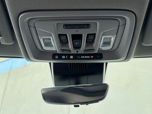 Used 2024 GMC Sierra 2500 Denali w/ Denali Reserve Package image 26