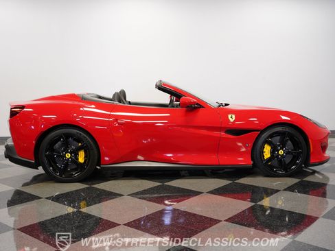 Used 2020 Ferrari Portofino RWD image 15