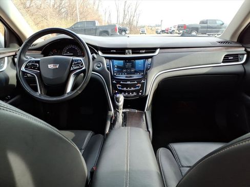 Used 2019 Cadillac XTS Luxury image 8
