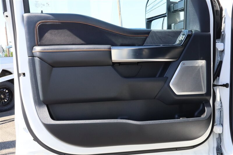 Used 2024 Ford F250 Platinum AWD/4WD image 17